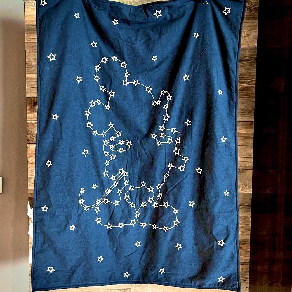 FLASH SALE✨NWT 🆕Ethan Allen x Mickey Embroidered Stars Constellation Comforter
